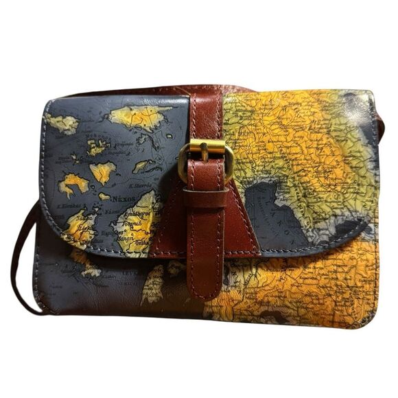 Patricia Nash
Torri Small Leather Crossbody - Picture 6 of 9